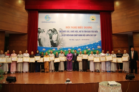 Conference held to honor typical religious women who are members of the VWU Executive Committee 2014